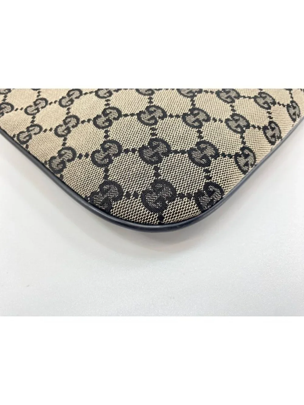 Gucci Shoulder Bag GG Canvas